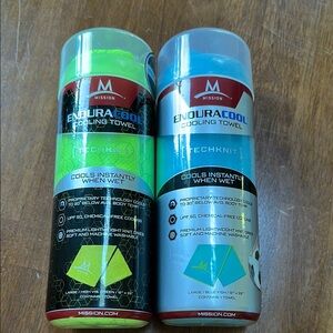 Mission Enduracool Cooling Towel - Green and Blue